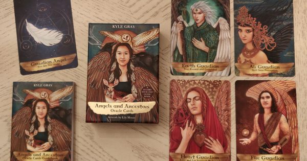 Οι κάρτες των Αγγέλων – Τα λόγια αγάπης θα γίνουν πράξεις δέσμευσης