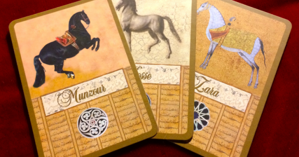 Οι κάρτες της DESTE φωτίζουν το μέλλον των ερωτευμένων