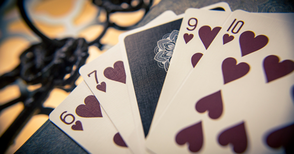 Κλασσική τράπουλα – Ματιές στο άμεσο μέλλον