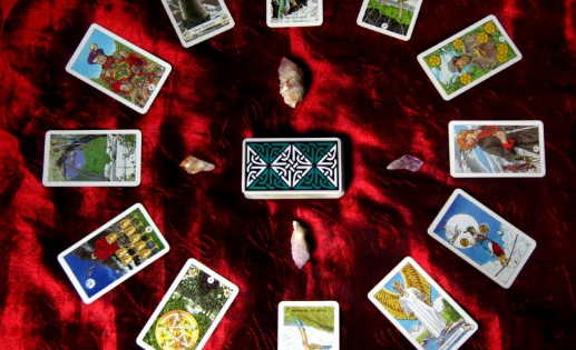 Χαρτομαντεία ALFA Ανωτέρων Οδηγών – Το αισθηματικό παρασκήνιο θα αποκαλυφθεί